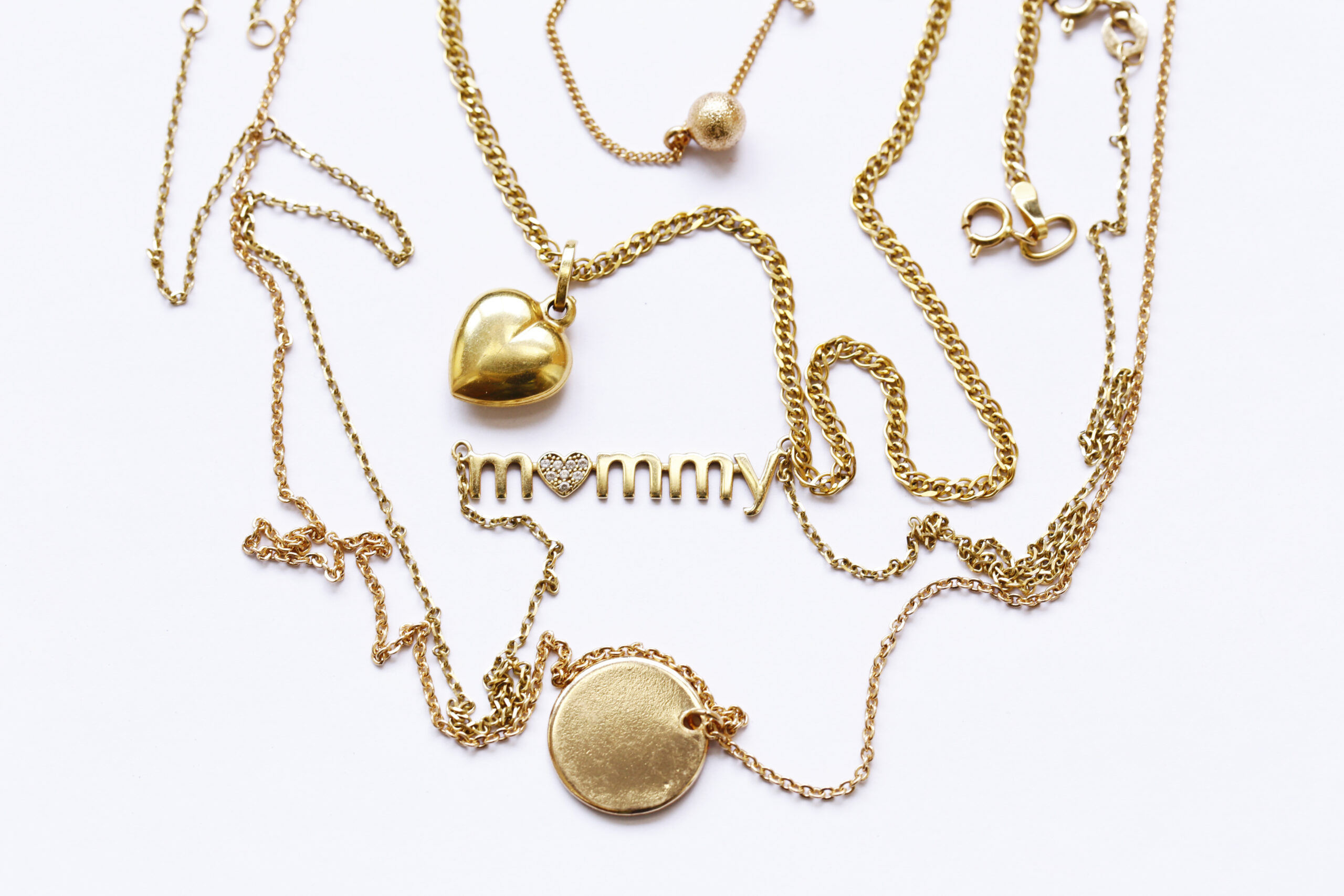 gold chains necklaces with pendants